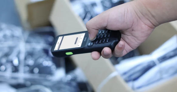 iData i3 UHF手持終端.png iData i3 UHF手持終端.png