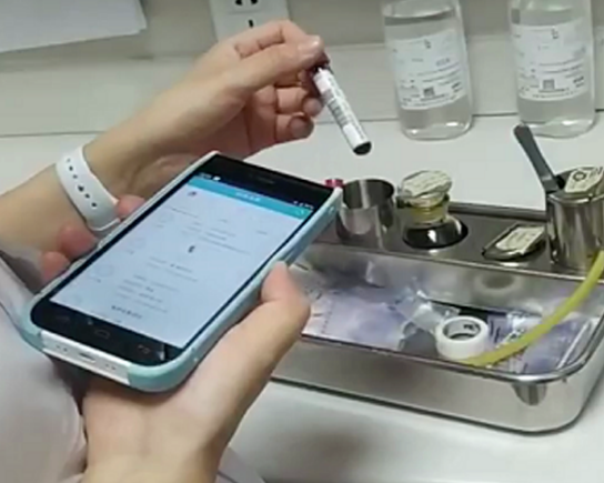 甘肅婦幼保健院護士用富立葉蓮花F760進行病理信息錄入.png 甘肅婦幼保健院護士用富立葉蓮花F760進行病理信息錄入.png